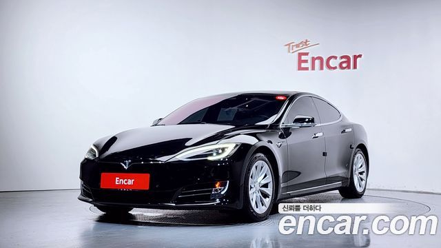 Tesla Model S — exterior