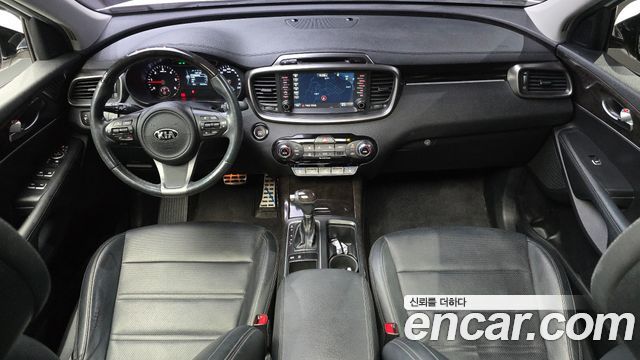 Kia Sorento — interior