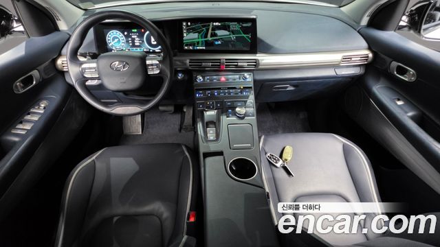Hyundai Nexo — interior