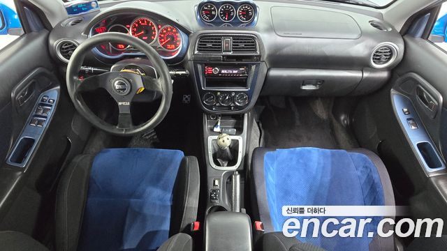 Subaru Impreza — interior