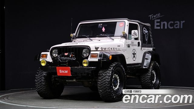 Jeep Wrangler — exterior