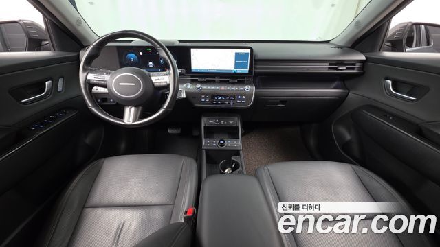 Hyundai Kona — interior