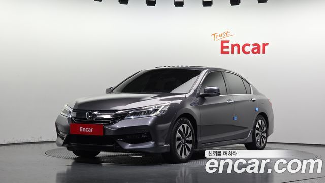 Honda Accord — exterior