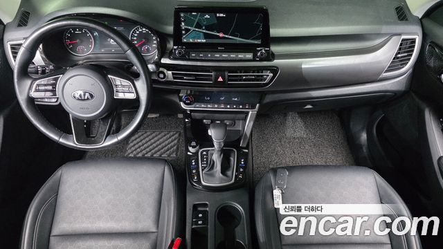 Kia Seltos — interior