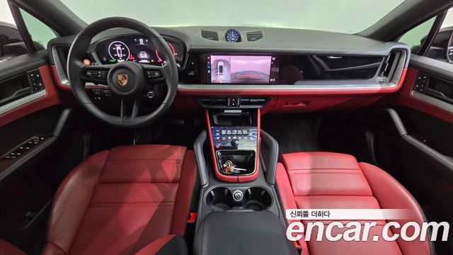 Porsche Cayenne — interior