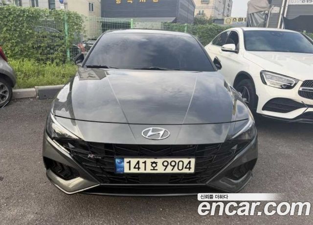 Hyundai Avante — exterior