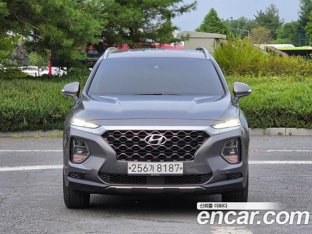 Hyundai Santa Fe — exterior