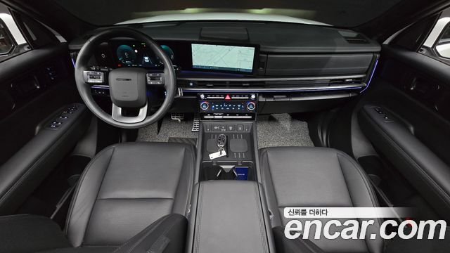 Hyundai Santa Fe — interior
