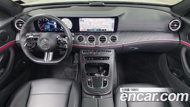 Mercedes-Benz E-Class — interior