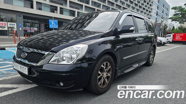 Kia Carnival — exterior