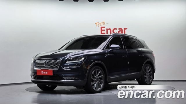 Lincoln Nautilus — exterior