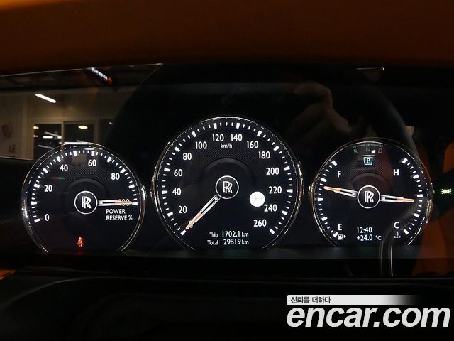 Rolls-Royce Ghost — interior