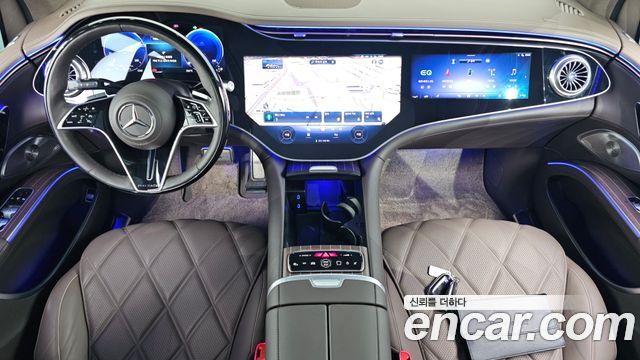 Mercedes-Benz EQS — interior