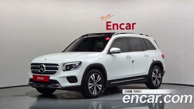 Mercedes-Benz GLB-Class — exterior