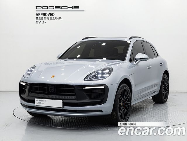 Porsche Macan — exterior