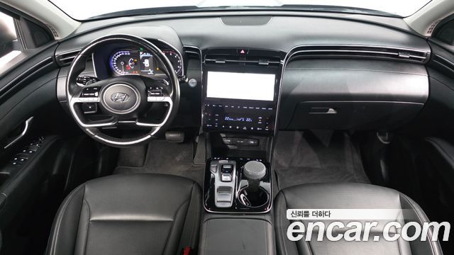 Hyundai Tucson — interior