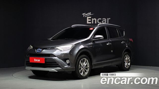 Toyota RAV4 — exterior