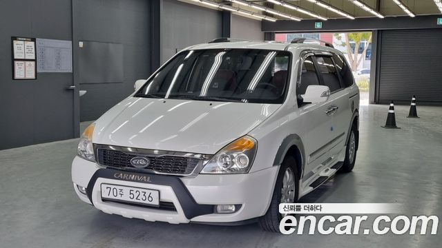 Kia Carnival — exterior