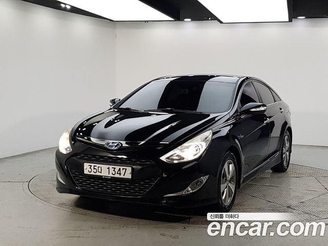 Hyundai Sonata — exterior