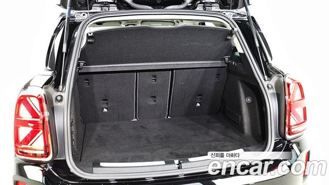 MINI Countryman — interior