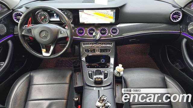 Mercedes-Benz E-Class — interior