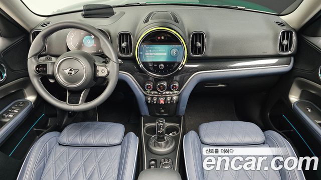 MINI Countryman — interior