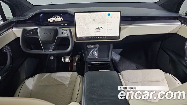 Tesla Model X — interior