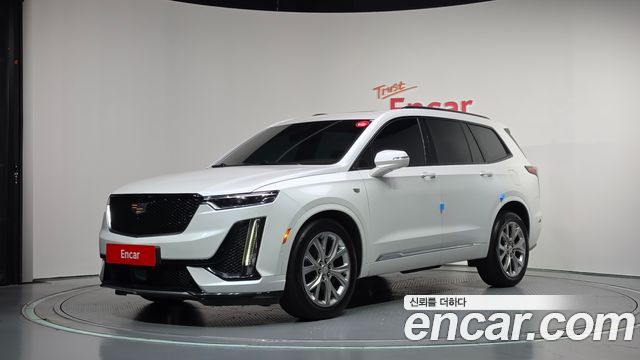 Cadillac XT6 — exterior