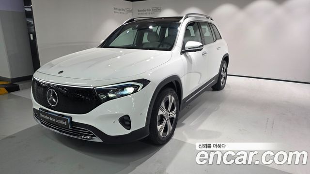 Mercedes-Benz EQB — exterior