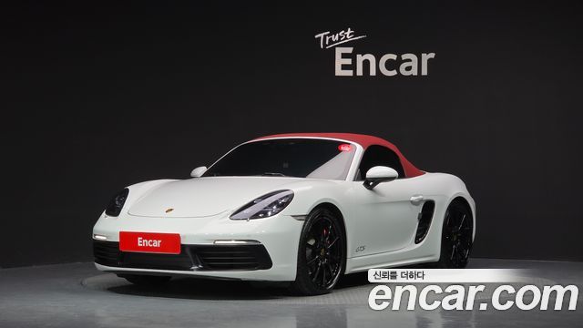 Porsche 718 — exterior