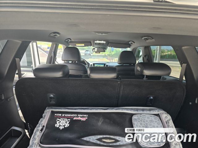 KG Mobility Rexton — interior