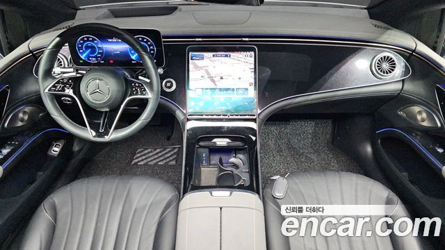 Mercedes-Benz EQS — interior