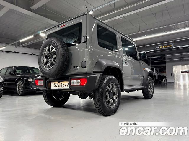 Suzuki Jimny — interior