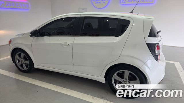 Chevrolet Korea Aveo — interior