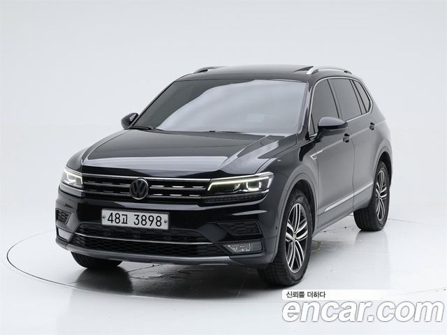 Volkswagen Tiguan — exterior