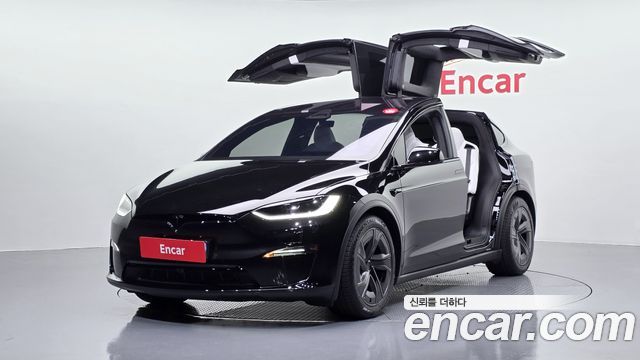 Tesla Model X — exterior