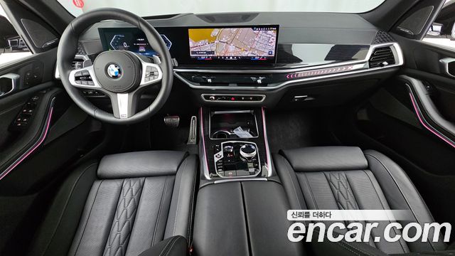 BMW X5 — interior