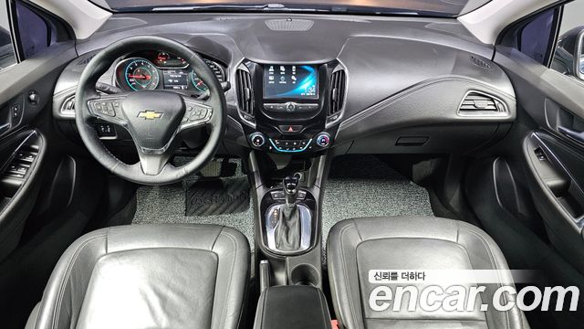 Chevrolet Korea Cruze — interior