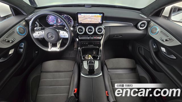 Mercedes-Benz C-Class — interior
