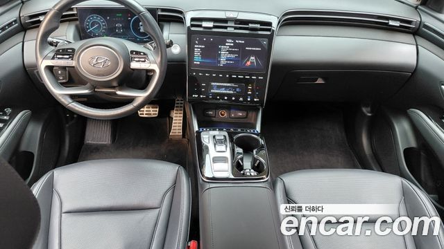 Hyundai Tucson — interior