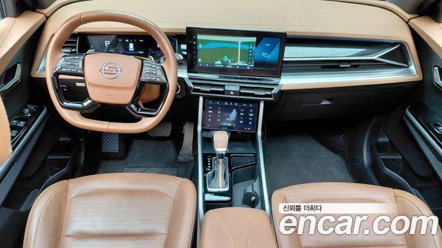 KG Mobility Torres — interior