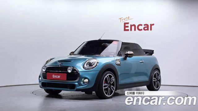 MINI Cooper Convertible — exterior