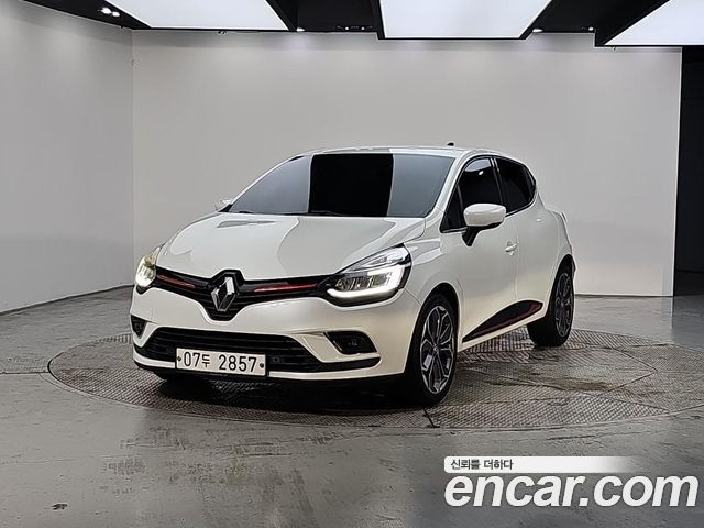 Renault Korea Clio — exterior