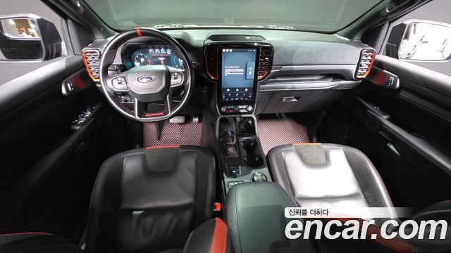 Ford Ranger — interior