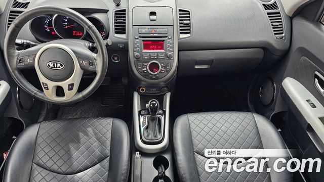 Kia Soul — interior