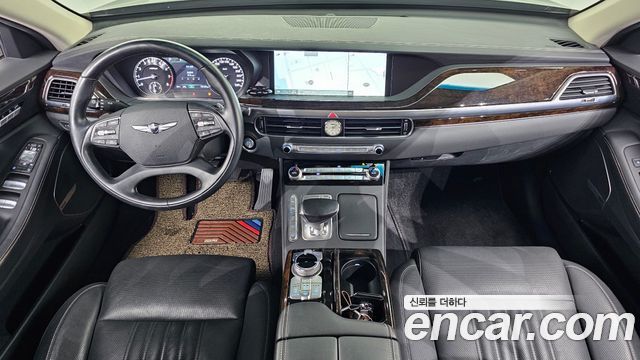 Genesis G90 — interior