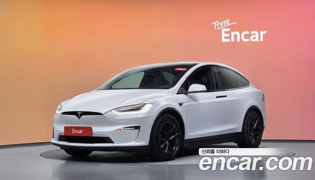 Tesla Model X — exterior