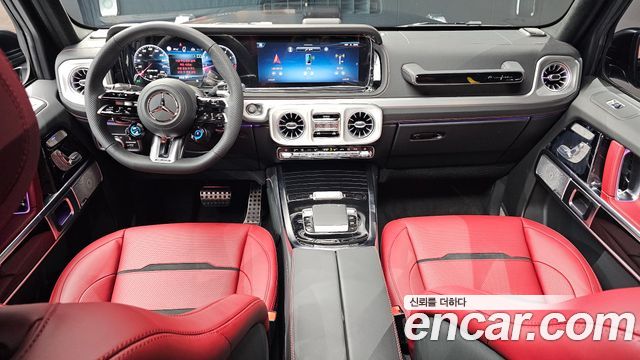 Mercedes-Benz G-Class — interior