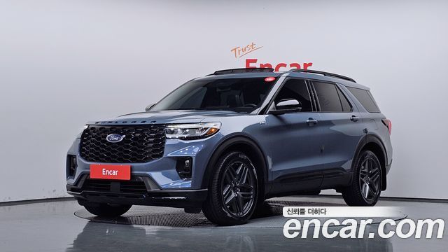 Ford Explorer — exterior