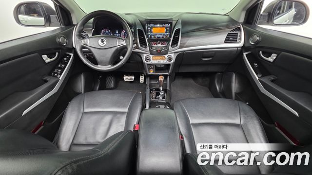 KG Mobility Korando — interior